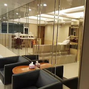 招待所 四季阳光国际酒店, 香港